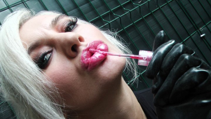 Goddessceline Encouraged Into Kissing Part 4