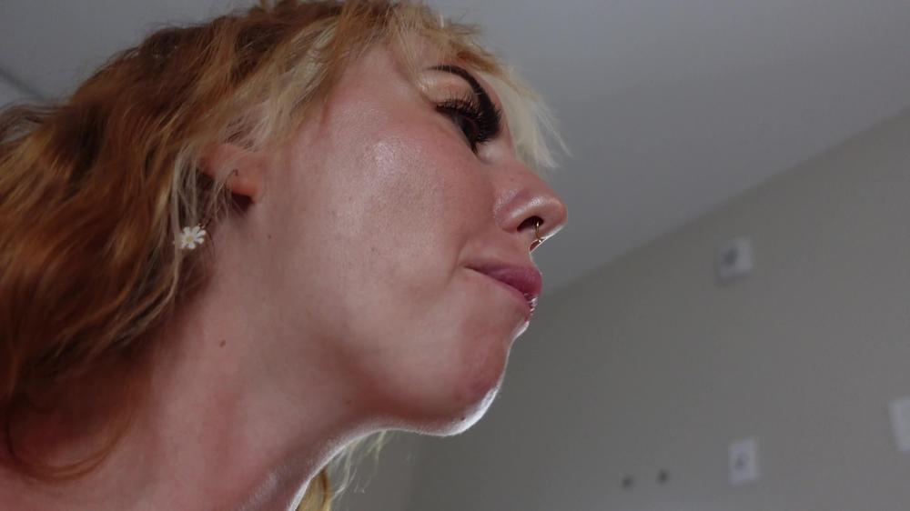 Giantess Eats Bitches