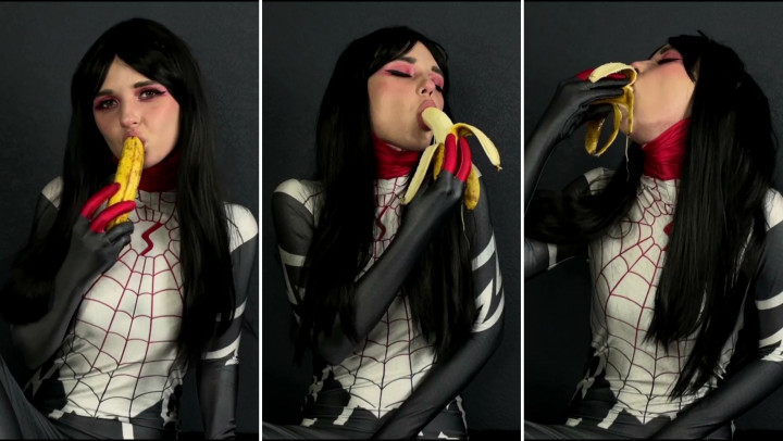 Cindy Moon Silk) Cosplay - Banana Blow - Sep 7, 2022