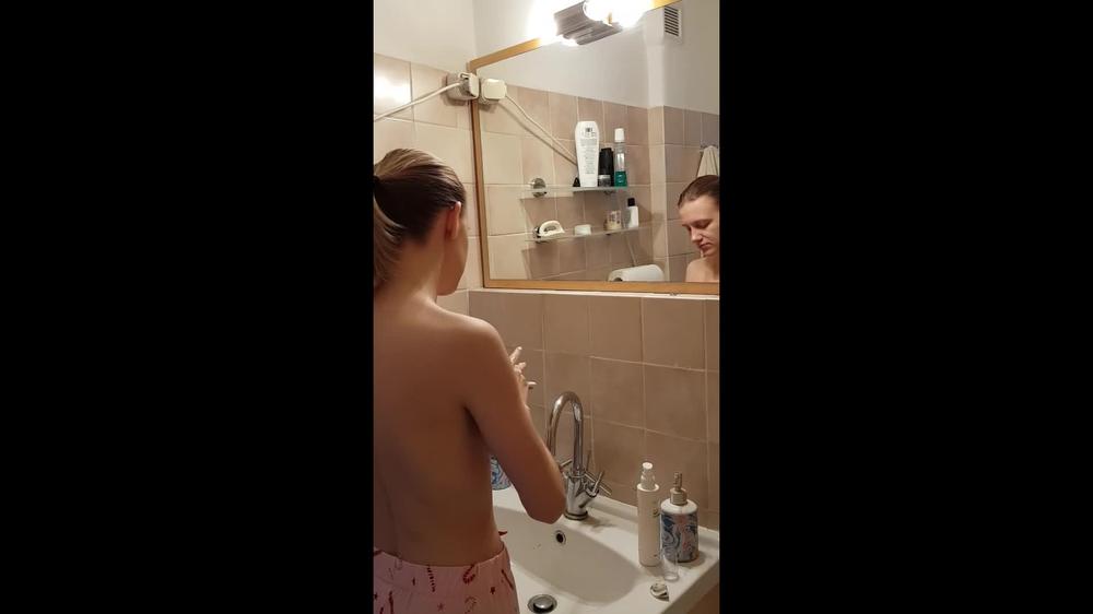 Daily Routine Topless
