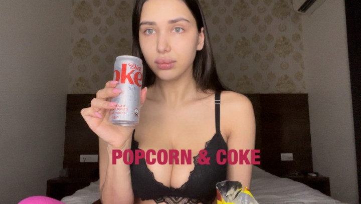 Mukbang Popcorn & Coke - August 07, 2022