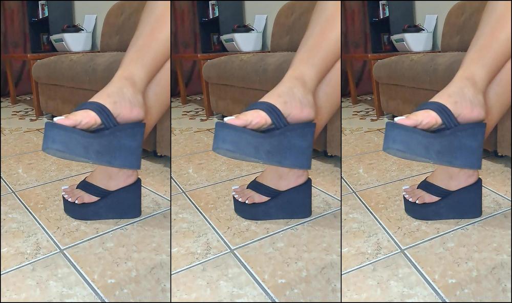hotfeetnheels 2023-05-02 at 07-41 Fansly (hotfeetnheels )