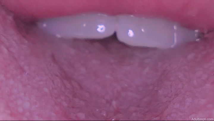 Raw: Closeup Licking Lips Tongue - Nov 17, 2021