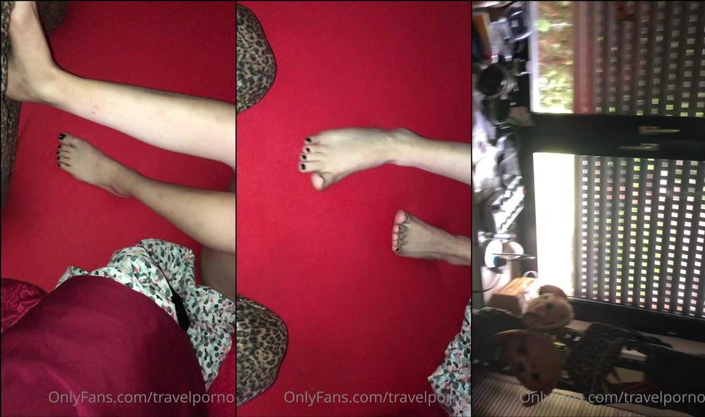 lucydlust 01 10 2021 2235901415 feet on leopard pants feet model lucydangel