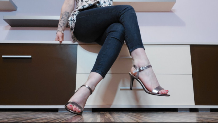 Edge for new shiny silver sandals - April 10, 2021