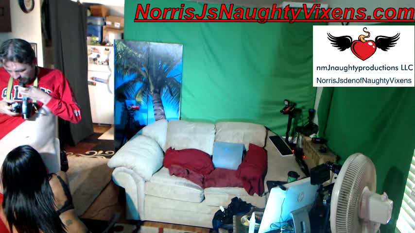 Webcam show with Bella Star