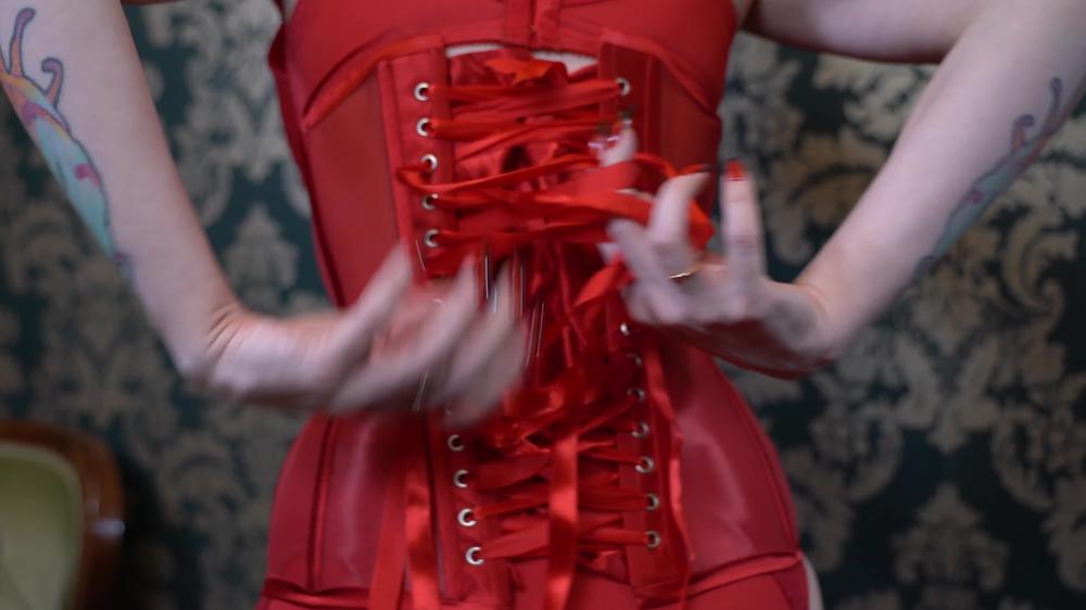 Total Red Teasing In 4K