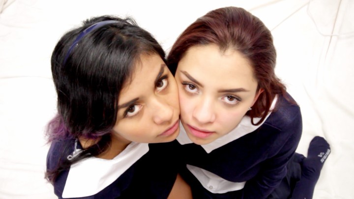 Youthlust Sch–Lgirls Threesome Sharing Cum