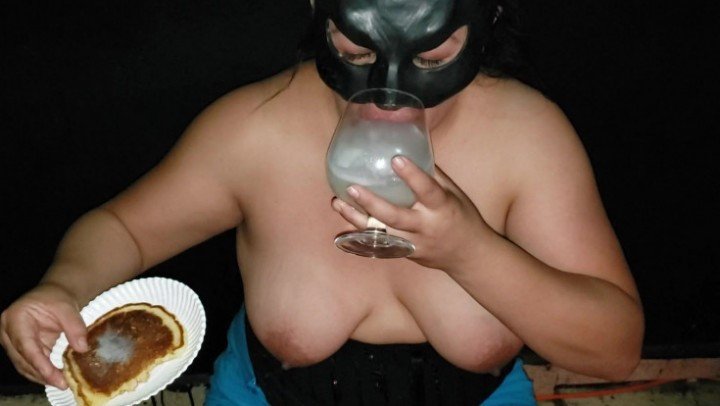 Queen Bukkake Hot Cake With Cum From 80 Strangers