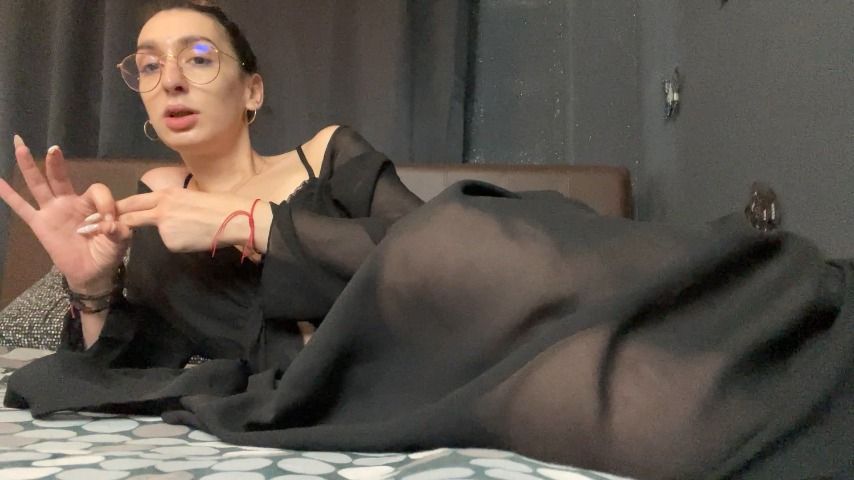 Finger nails domination - April 13, 2022