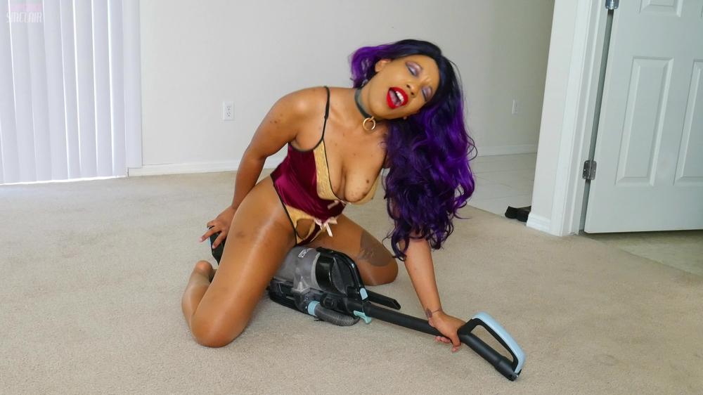 Subbiecupcake Horny Housewife Humps Everything
