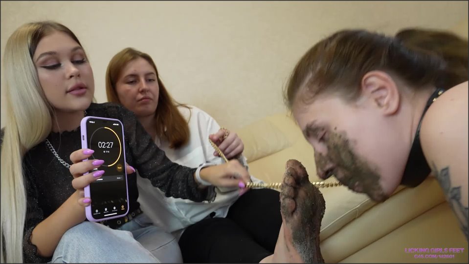 Nicole-And-Aurora-Four-Dirty-Feet-And-One-Slave-S-Tongue-Difficult-Task-Part1-Hd