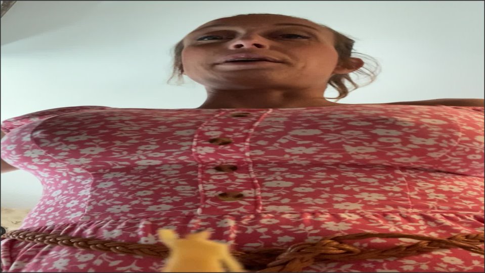 Queenmothersoles Giantess Eats Son