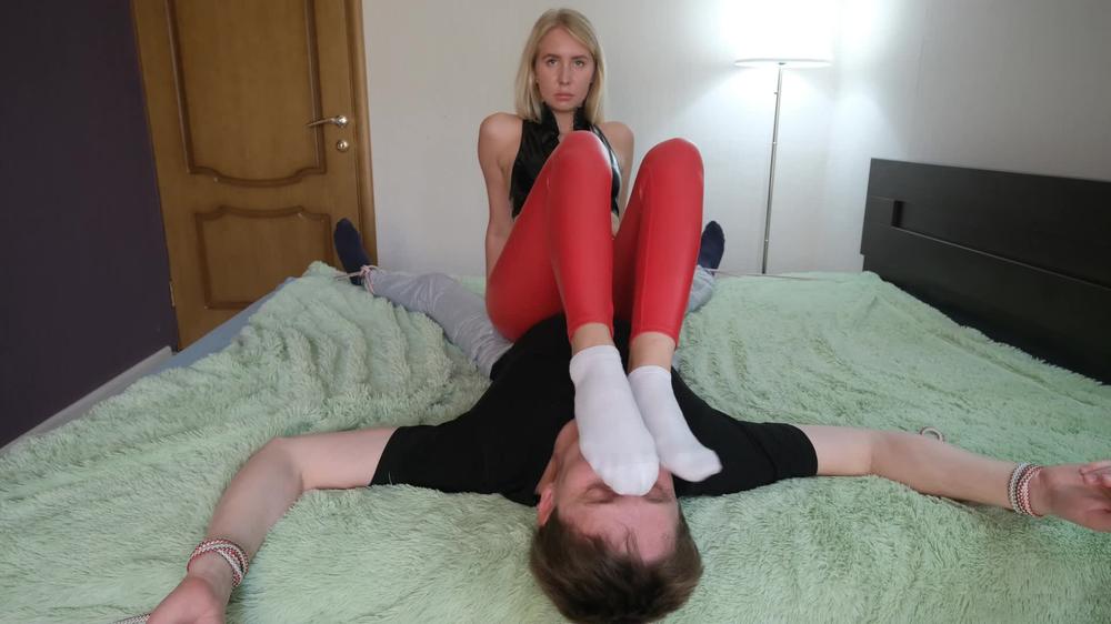 Girls femdom - 087-088 Sexy blonde:* Princess Mimi Do you like the way I sit on your chest?