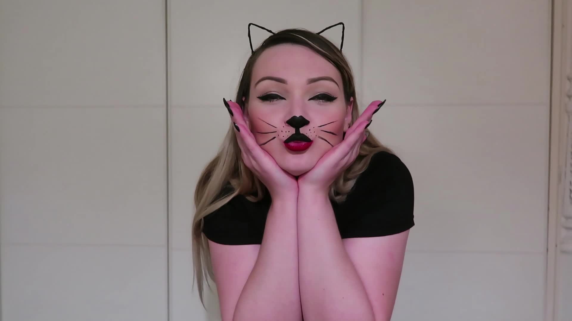 Kitty Tities - Nov 24, 2017