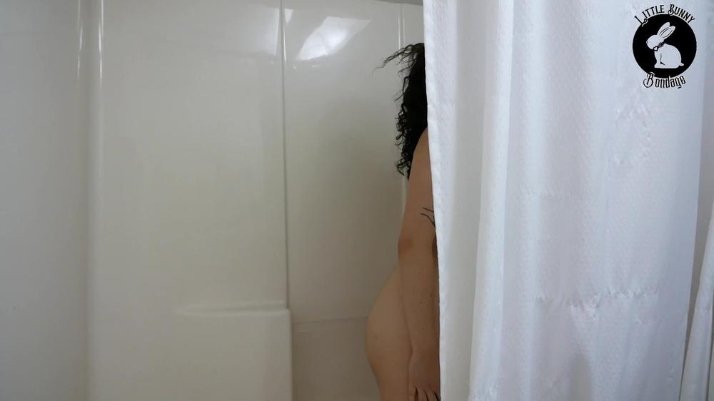 Watching Your Sister Pee