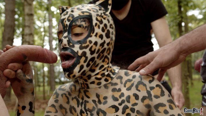 Cumbizz Enough Cocks For Her Entire Nine Lives