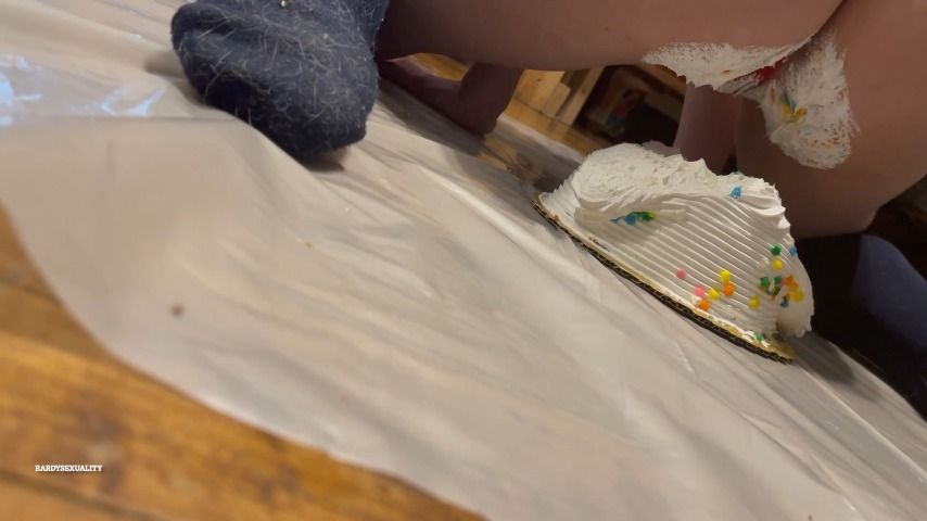 Cake Sitting for the first Time