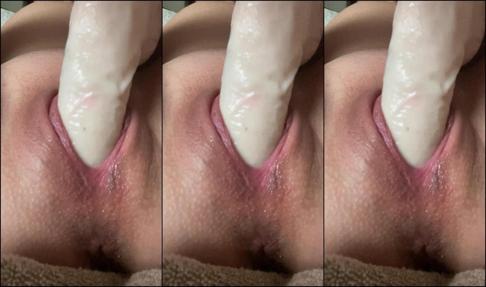 Up Close Cumming Pregnant Pussy