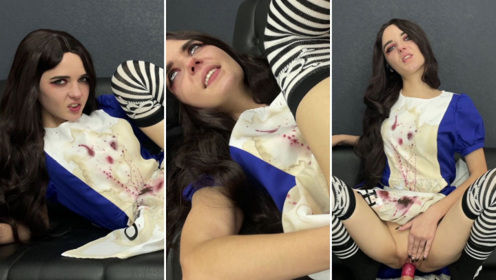 Alice Cosplay - Huge Dildo Fucking - Dec 6, 2022