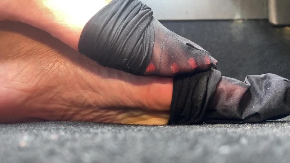 Heels Nylon Teasing Removal In Car