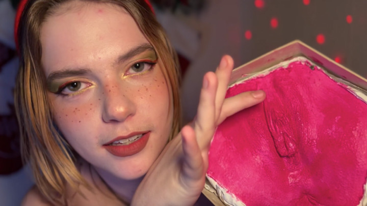Elf Paints Pussy Mould