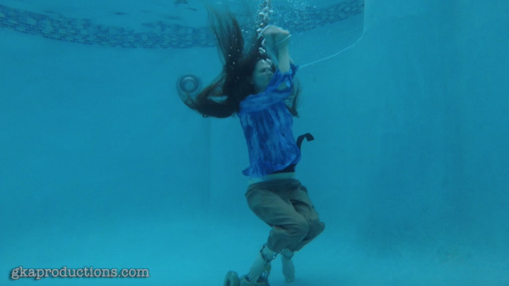 Katy Faery - Cuffed Underwater Struggle