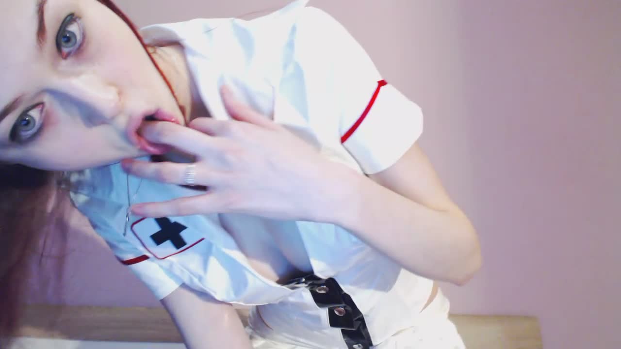 Show My new Nurse outfit