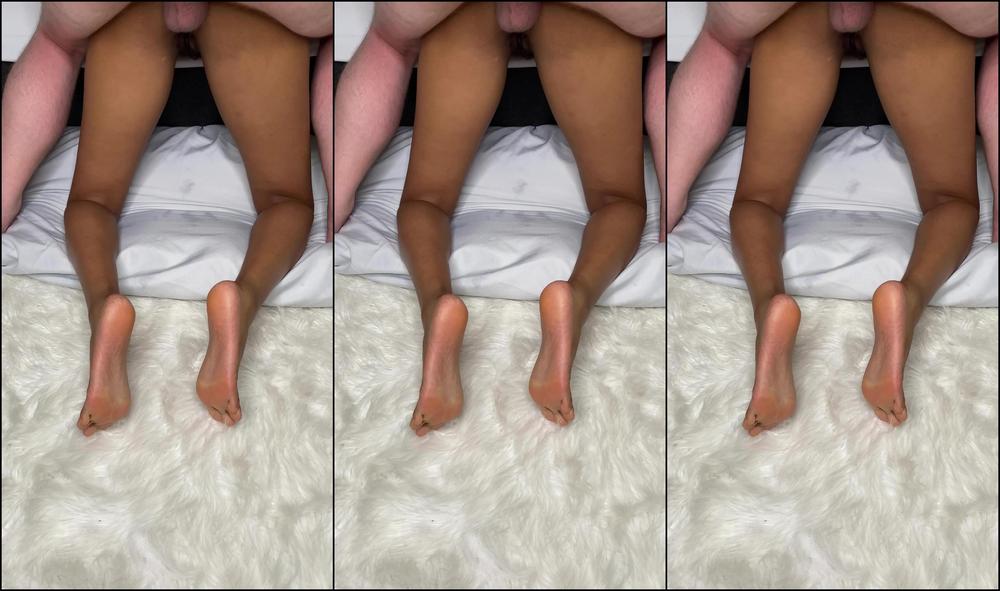 Doggy Feet Cum Shot