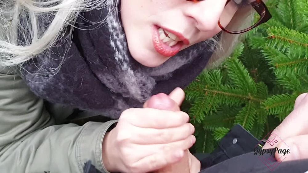 Gypsypage The Christmas Blowjob