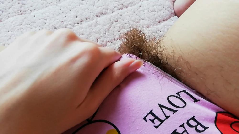 Cuteblonde666 Playing With My Pussy Hair In Panties