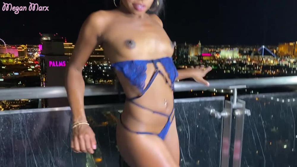 Meganmarxxx Stripping On The 50Th Story Balcony