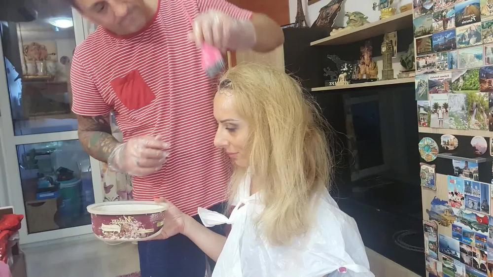 Kinkyporncpl Bleaching My Hair