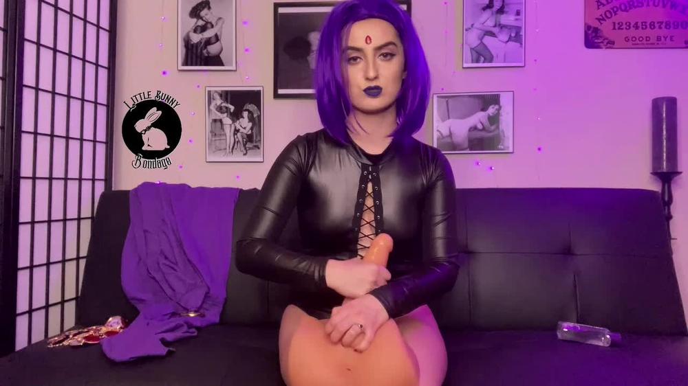 Raven Cruel Joi