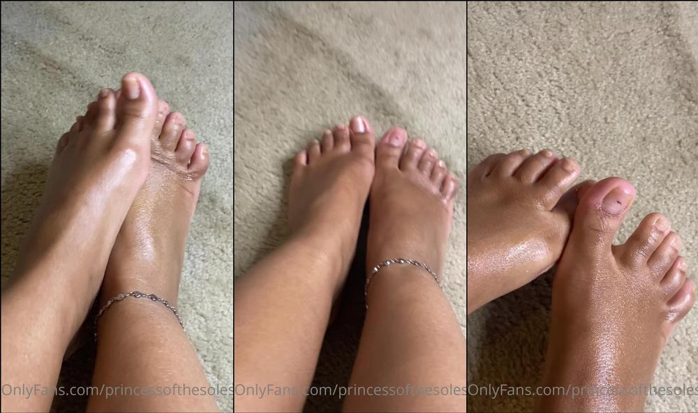 princessofthesoles_How do you guys feel about my nude toes_33592762