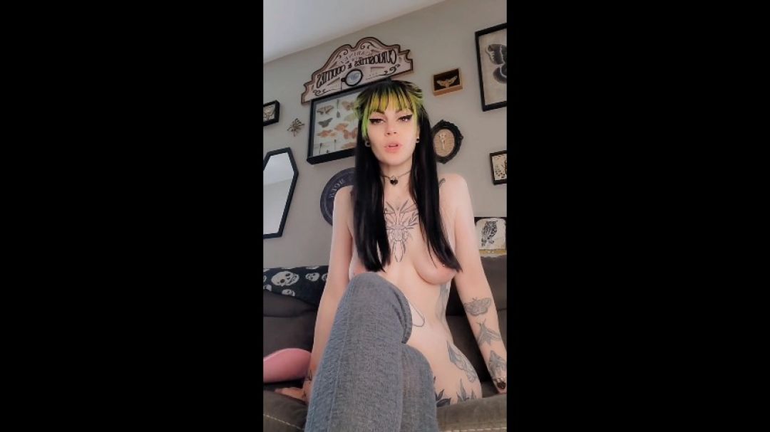 Degrading cuck session - February 06, 2025