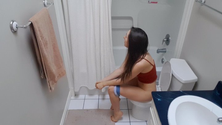 Hazel Simone Teenage Sister Bathroom Spy Cam