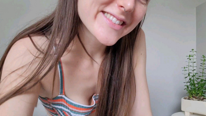 Girlfriend's Lil Sis Wants Your Cum