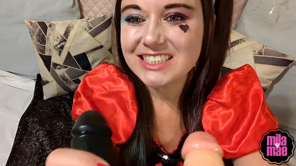 Mila-Maexo-Brunette-Harley-Quinn-Threesome