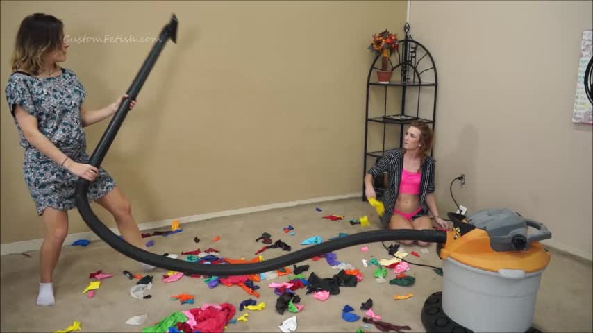 Amber n Rivka Vacuum Balloon Mess