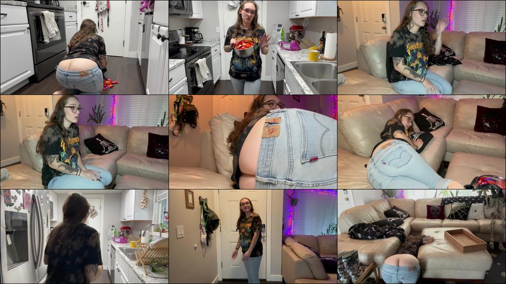 ur girlfriends buttcrack