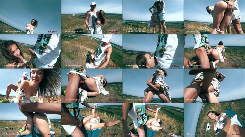 Mia Bandini Passionate Fuck In Public Place