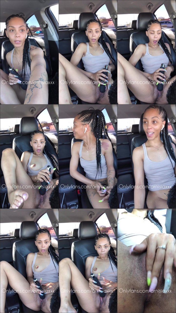 Arnisiaxxx Walmart Parking Lot