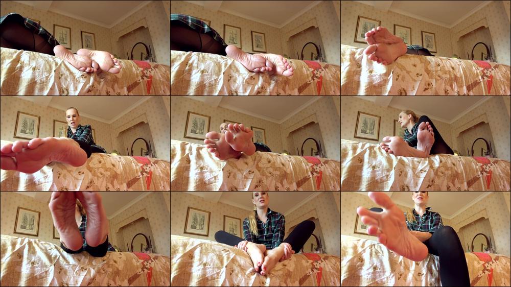 Ariel Anderssen A Tale Of Big Cold Bare Feet