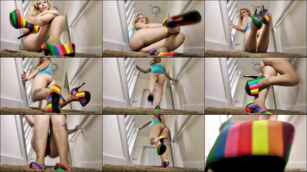 A Foot Addict's Dream - April 24, 2017