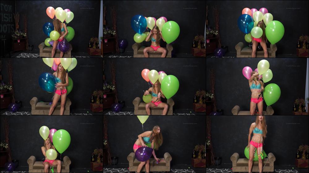 Julie's Helium Sit/Fingernail Pop
