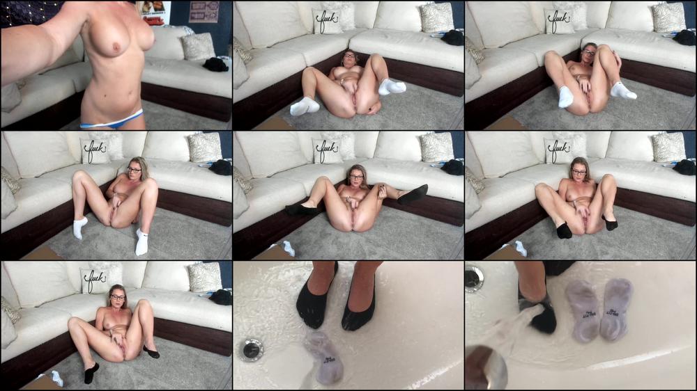 Ankle Socks and Wet