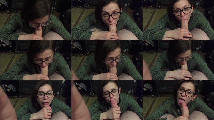 Jasper Blue Sexy Librarian Worships Your Cock