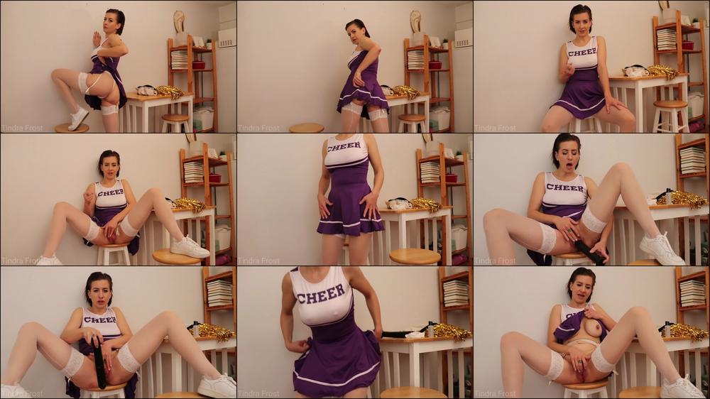 CHEERLEADER IN TROUBLE