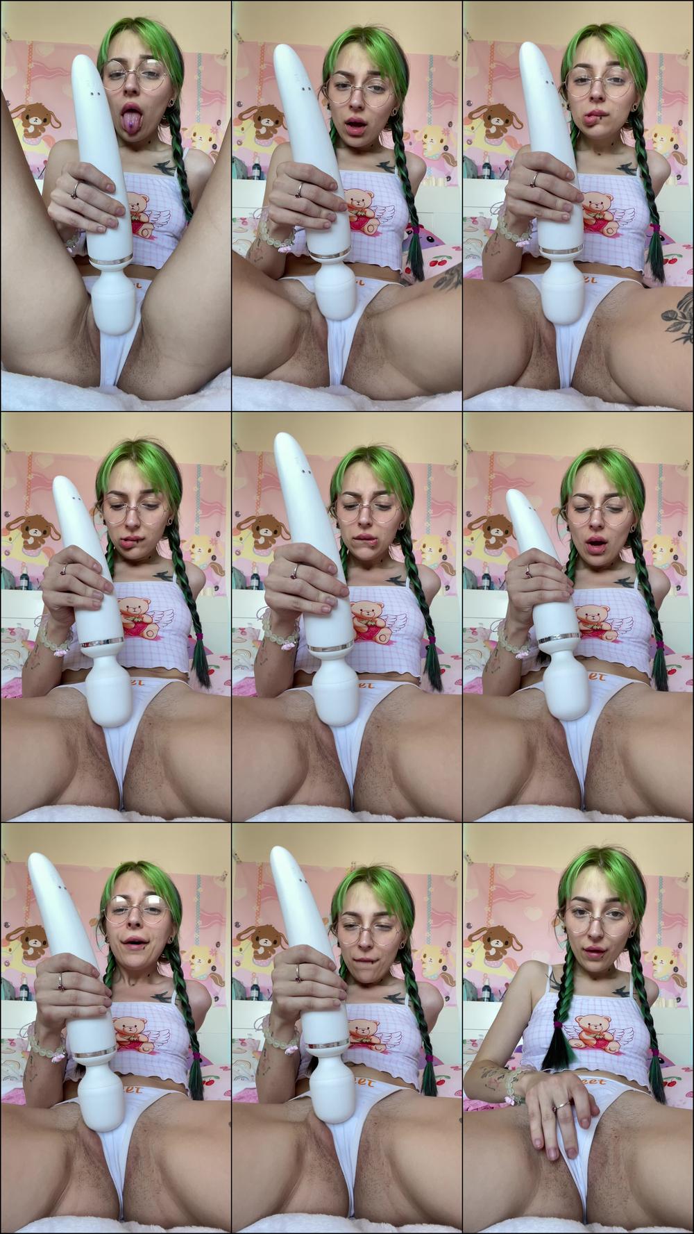 CUM THROUGH THE PANTIES WITH HITACHI